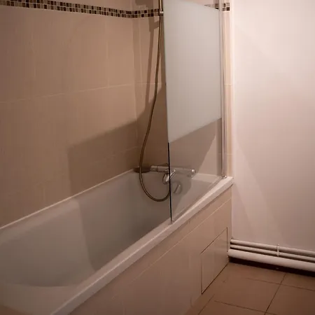 4 Proche Stade De France, Parking Et Balcon Sur Jardin Apartment *